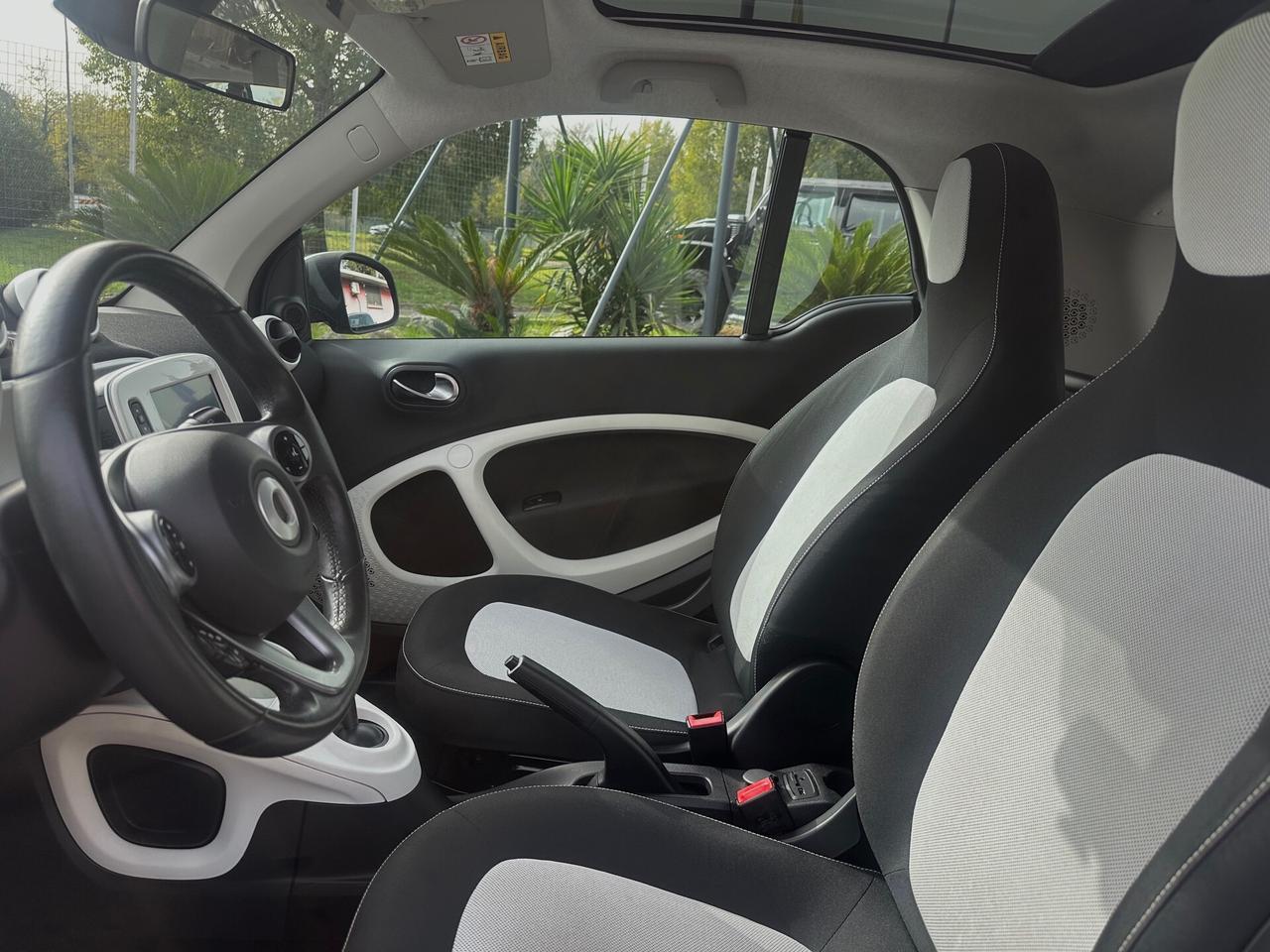 Smart ForTwo 70 1.0 twinamic Passion UFFICIALE MERCEDES PERMUTE GARANZIA