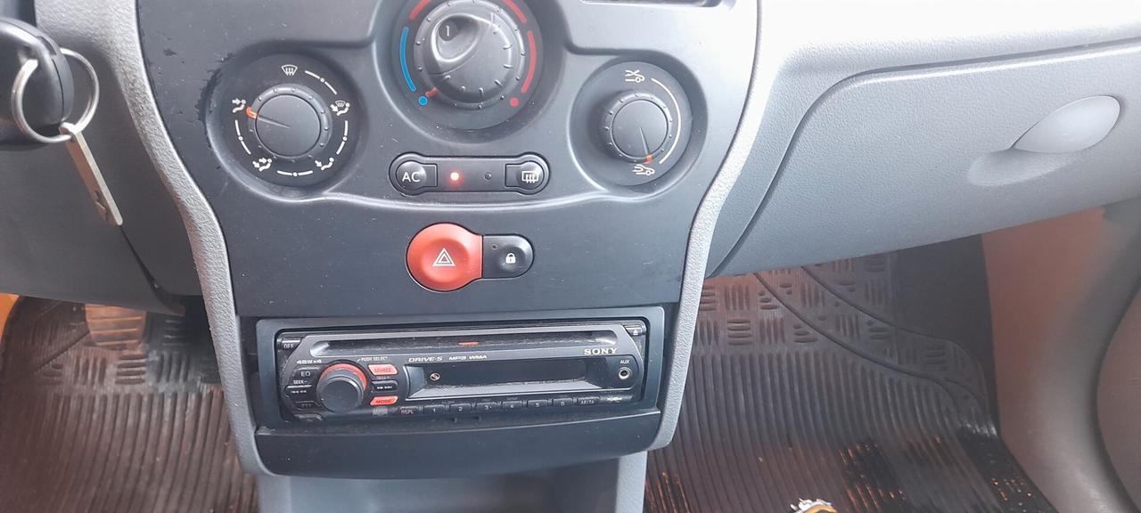 Renault Modus 1.2 16V metano