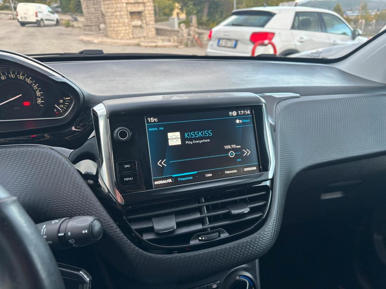 Peugeot 208 BlueHDi 100 S&S 5 porte Signature