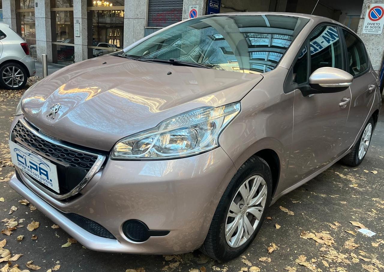 Peugeot 208 1.4 HDi 68 CV 3 porte Access