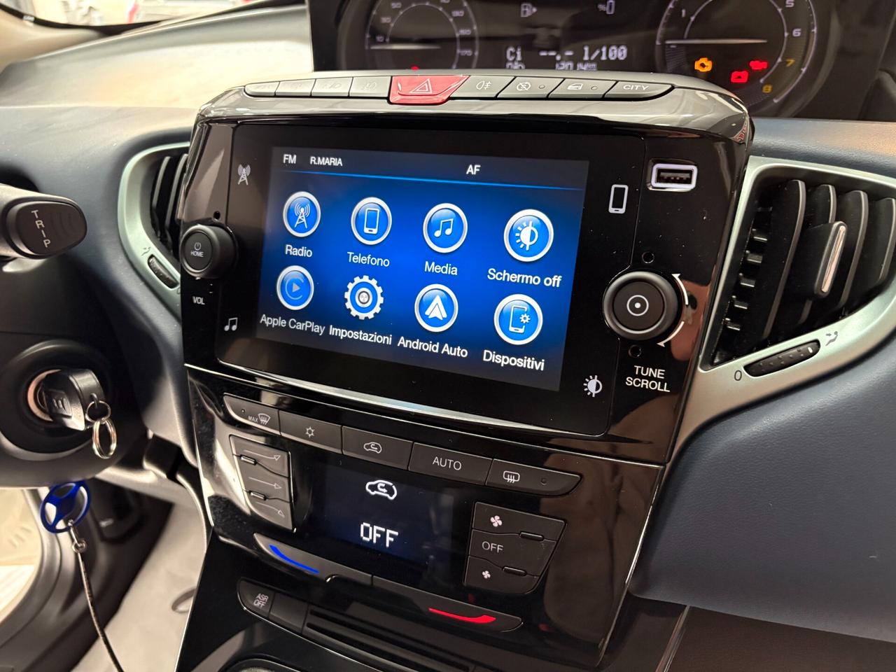 Lancia Ypsilon 1.0 GPL Hybrid 70cv Platino ITALIANA FULL