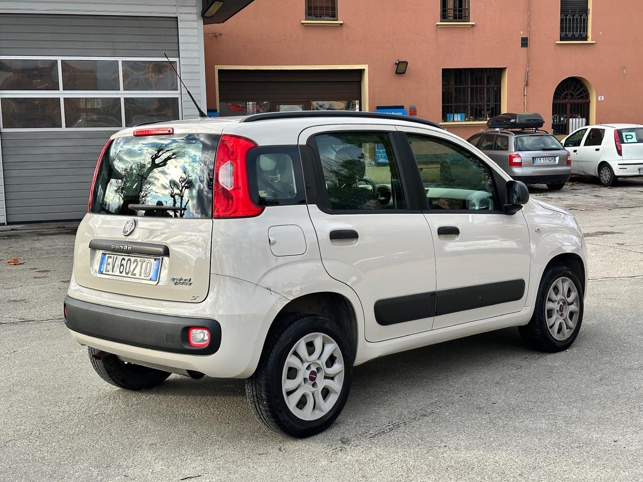 Fiat Panda 0.9 TwinAir Turbo Natural Power Lounge