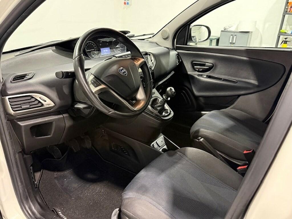 Lancia Ypsilon 5 Porte 1.2 Elefantino