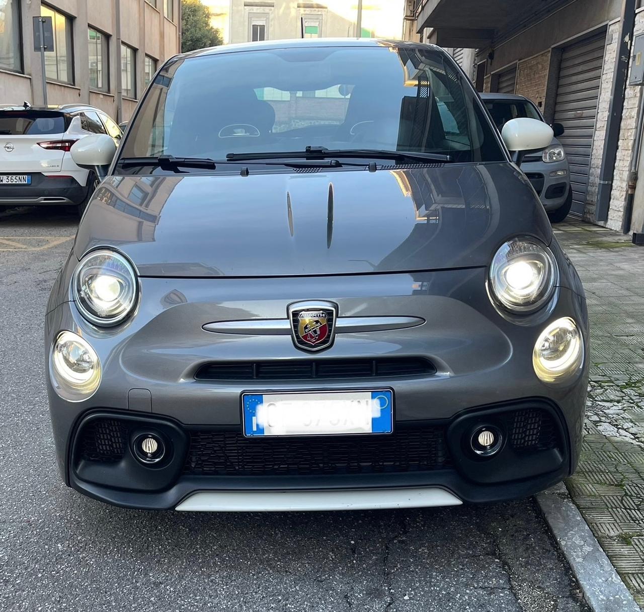 Abarth 595 1.4 Turbo T-Jet 165 CV Turismo( pari al nuovo km 18.400)