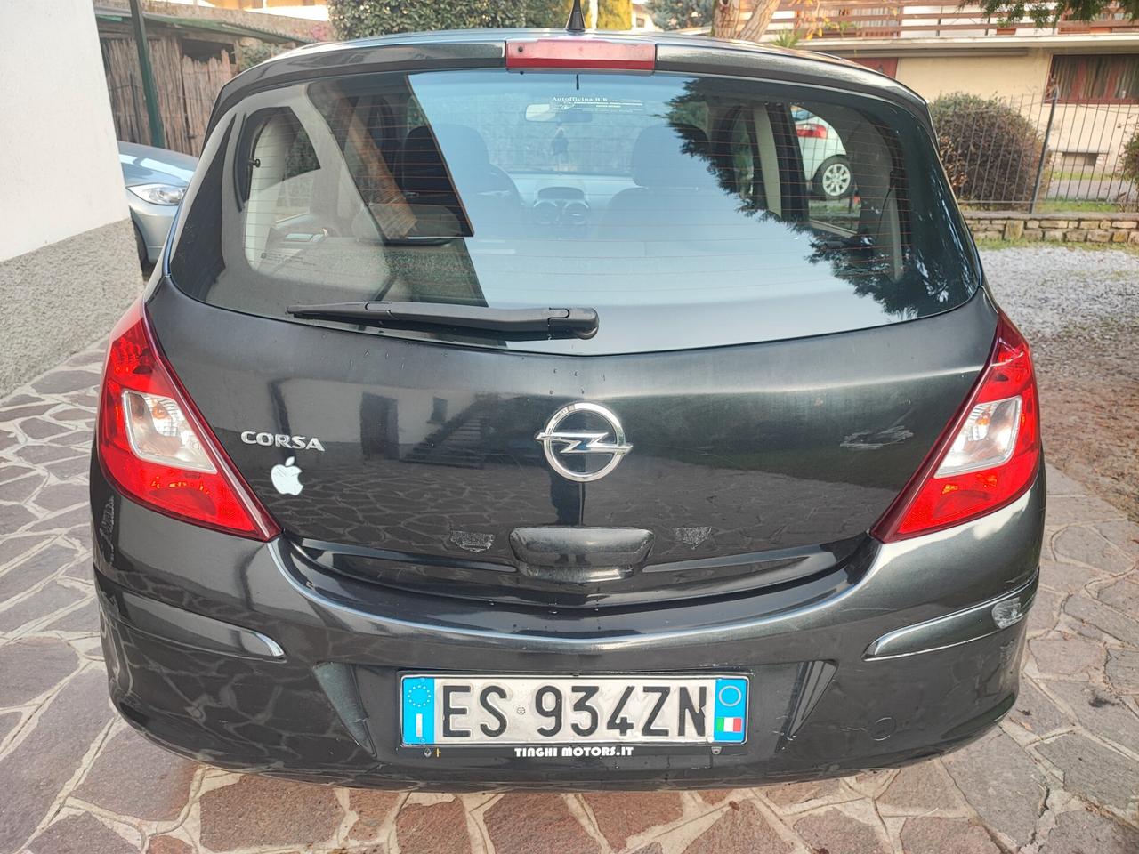 Opel Corsa 1.2 Benz GPL 5 porte neopatentati