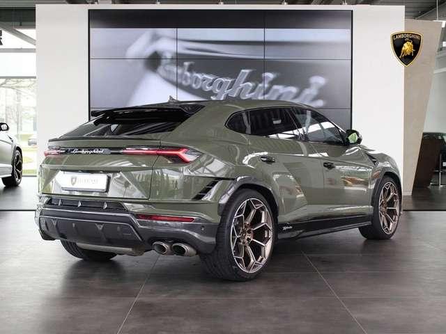 Lamborghini Urus PERFORMANTE AKRAPOVIC LED PDC KAMERA 5 POSTI 23"