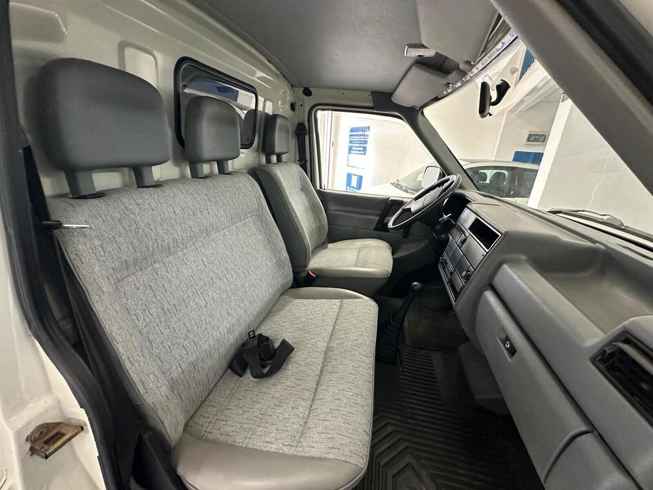 Volkswagen transporter T4