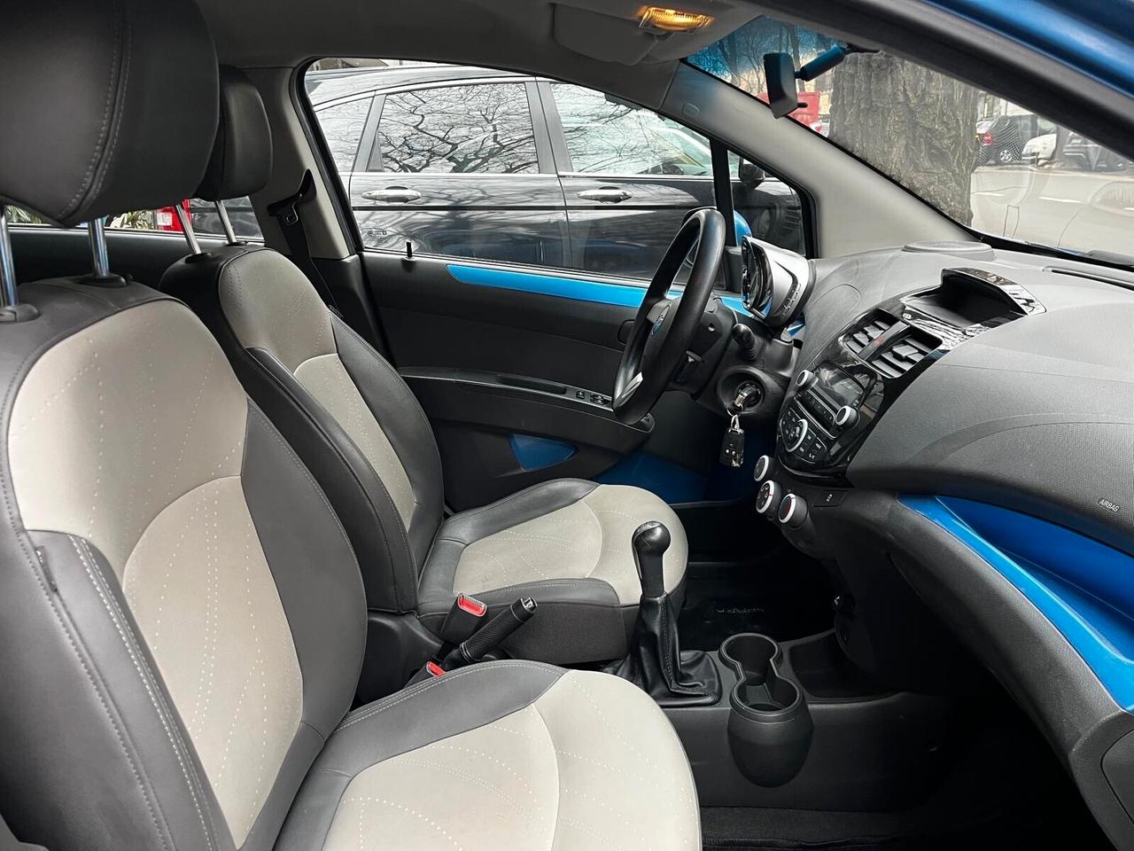 Chevrolet Spark 1.0 LT