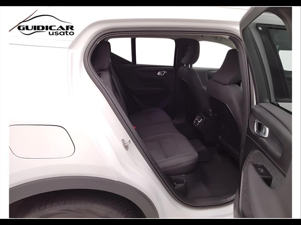 VOLVO XC40 - XC40 1.5 t2 Momentum Core my21