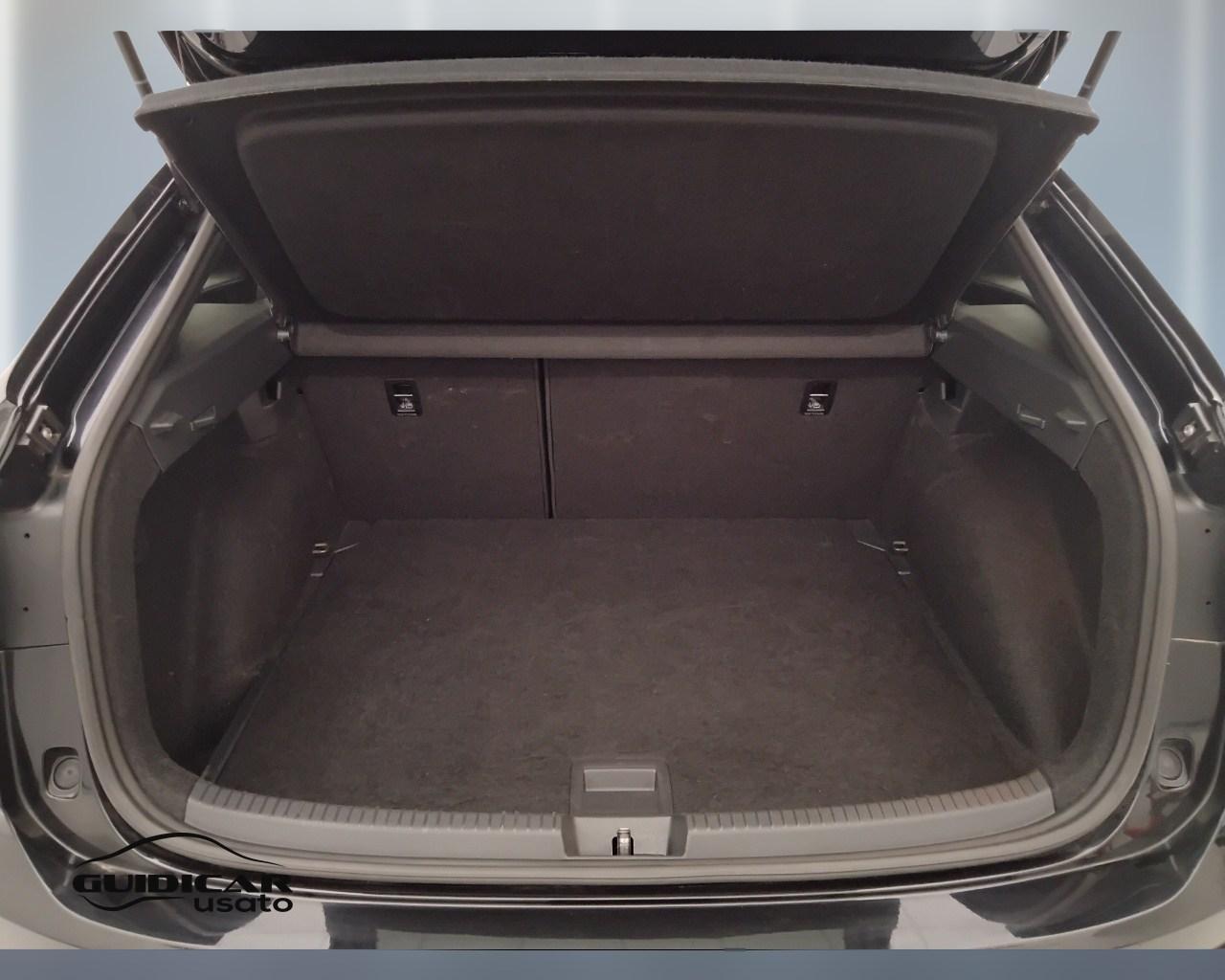 VOLKSWAGEN Taigo - Taigo 1.0 tsi R-Line 115cv