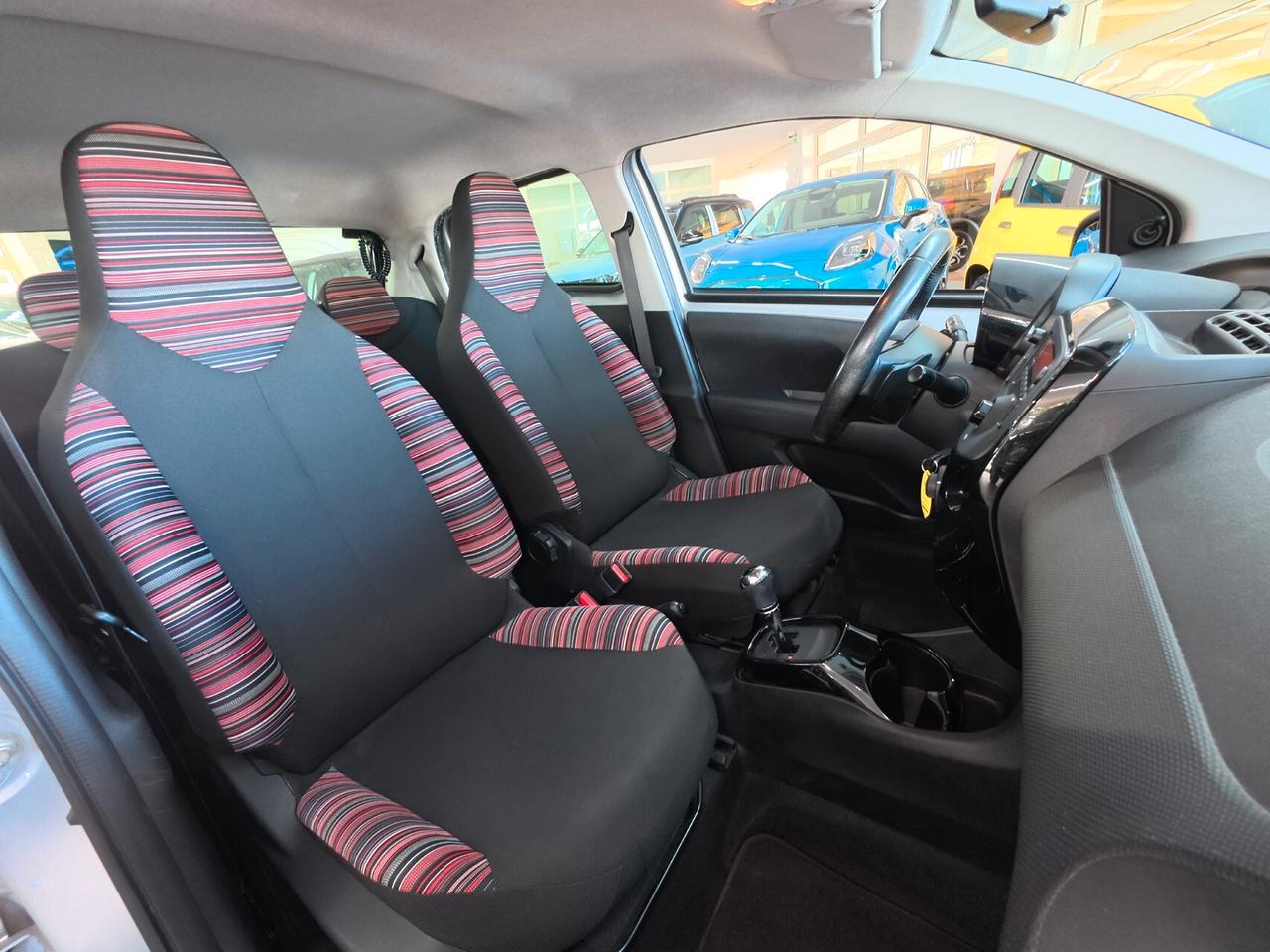 Citroen C1 VTi 72 Feel - ETG 5 porte AUTOMATICA