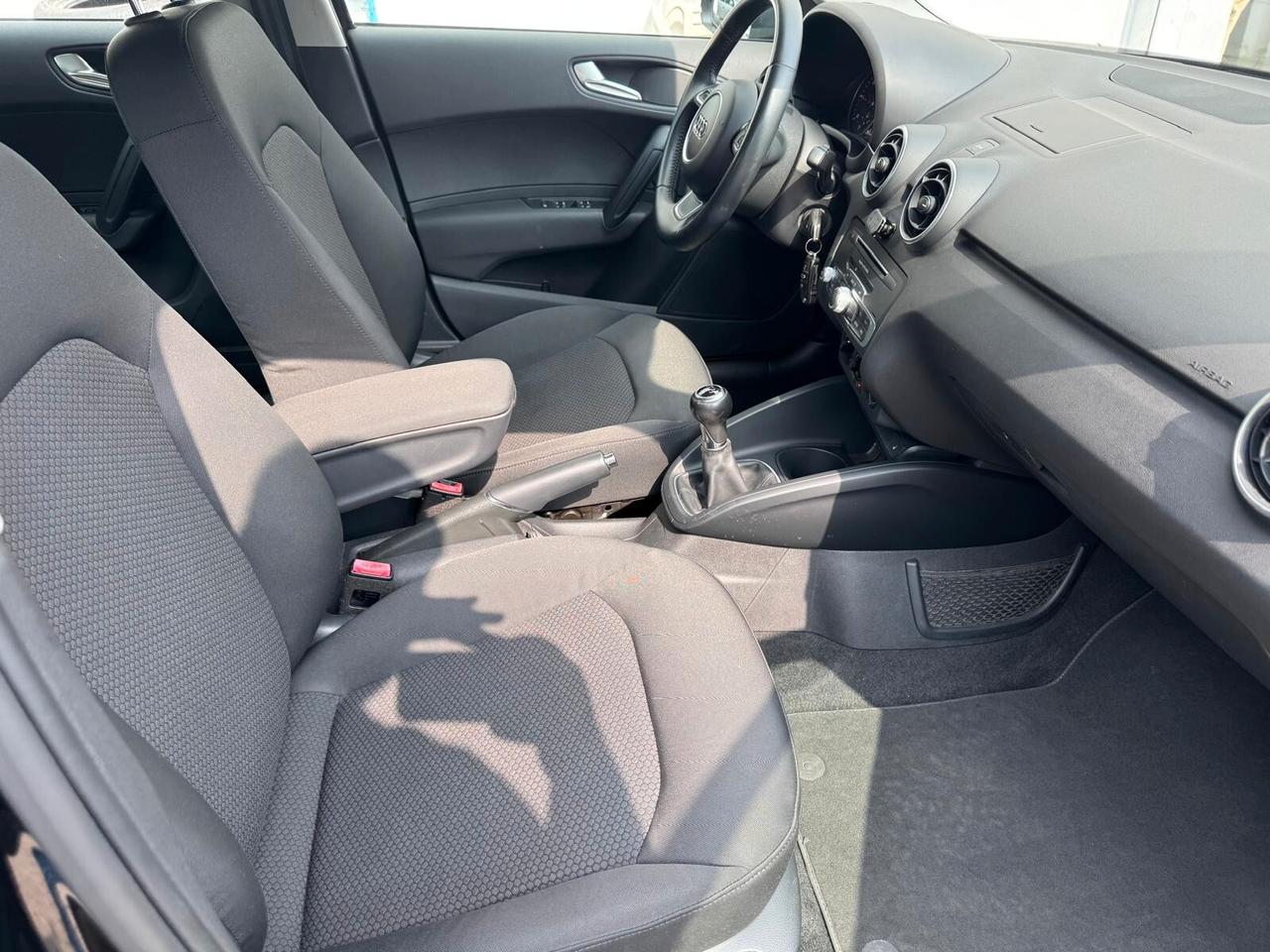 Audi A1 1.4 TDI Admired*EURO6*NEOPATENTATI