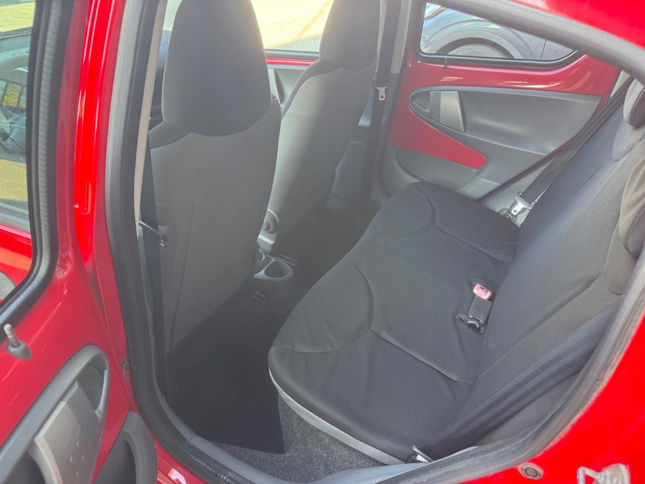 Toyota Aygo 1.0 12V VVT-i 5 porte