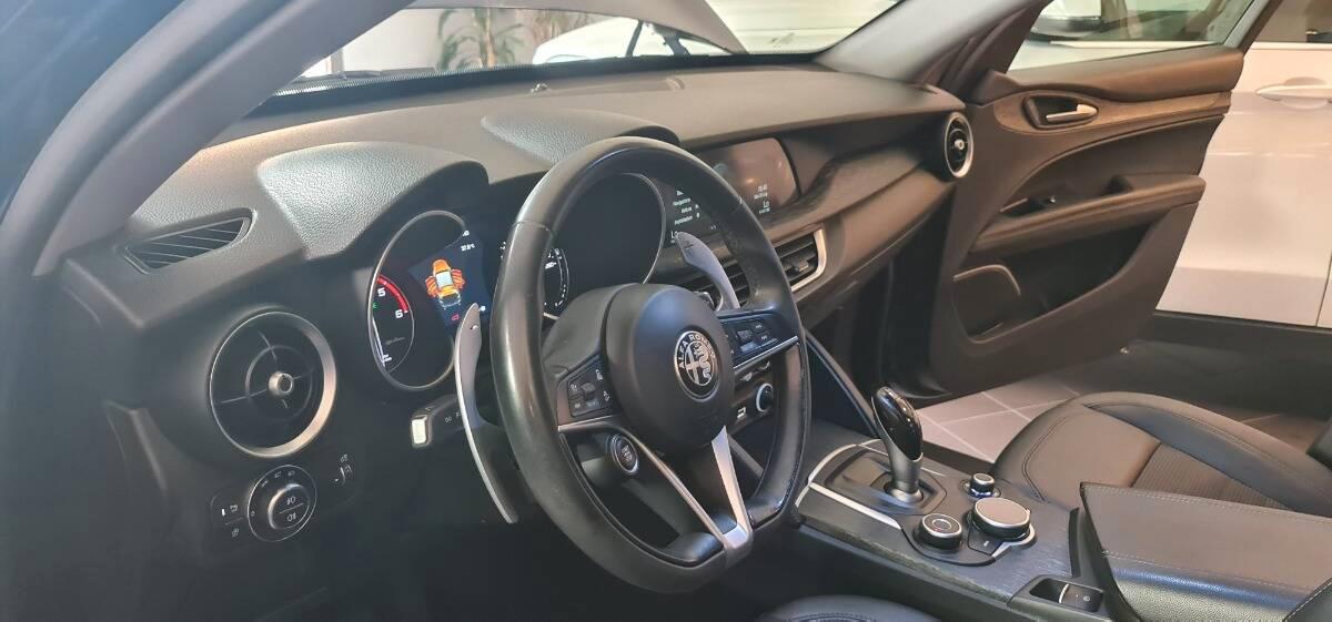 Alfa Romeo Stelvio Executive Q4 210cv *motore nuovo Gar Alfa 2anni*