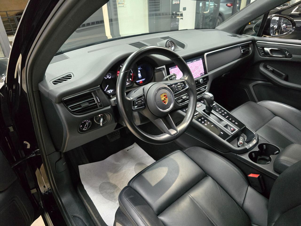 Porsche Macan 2.0 (Tetto Panorama)