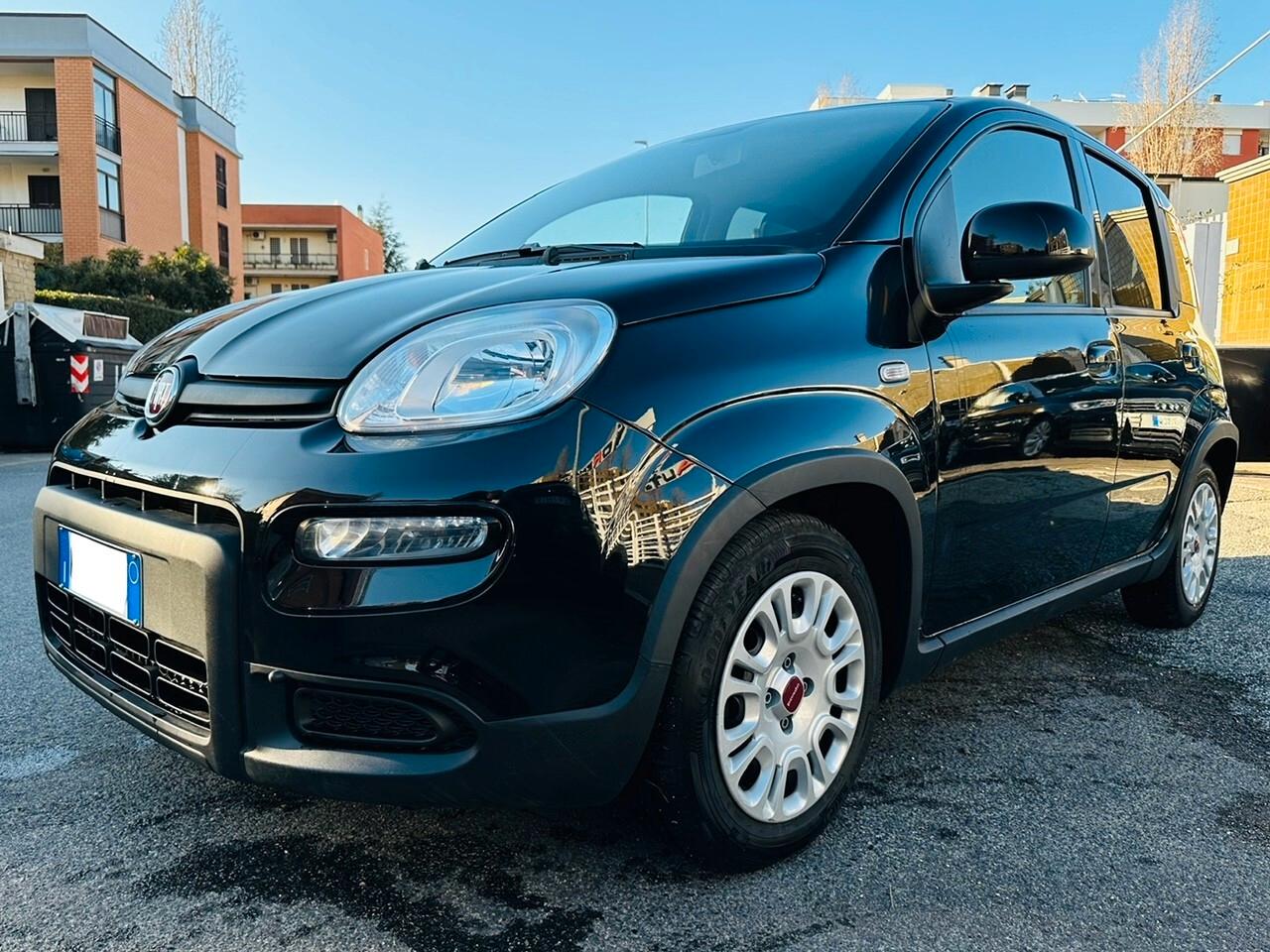 FIAT NEW PANDA 1.0 MILD HYBRID NEOPATENTATI