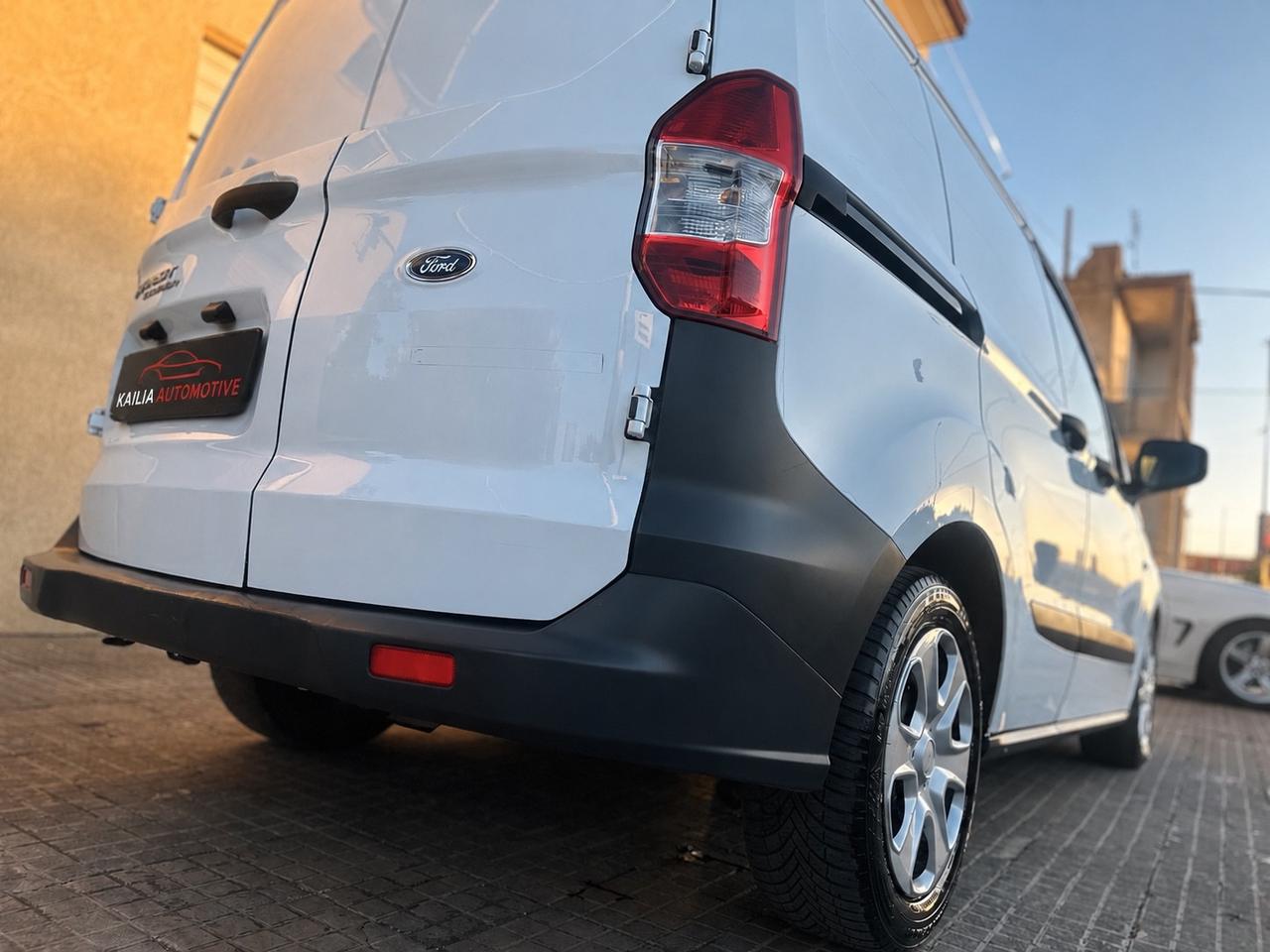 Ford Transit Courier 1.5 TDCi 100CV Van Titanium
