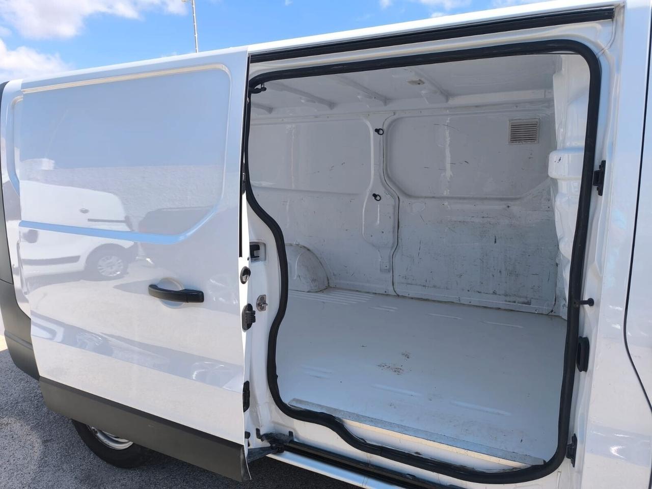 Renault Trafic Ice T29 2.0 dCi 120CV L2 H1 2021