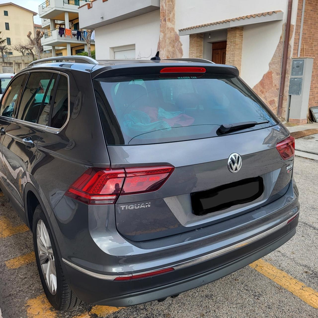 Volkswagen Tiguan 2.0 TDI SCR DSG 4MOTION Executive BMT