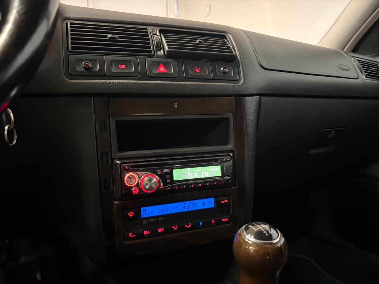 Volkswagen Golf GTI 1.8 turbo 20V cat 3p.