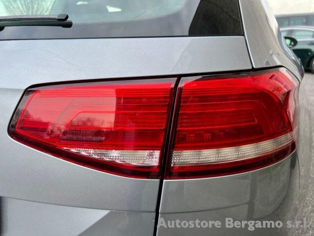 VOLKSWAGEN Passat Variant 1.6 TDI SCR DSG Business BMT"EURO 6D-TEMP"PERFETTA