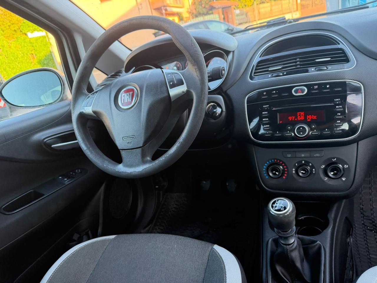 FIAT G PUNTO EVO 1.4 BENZINA GPL NEOPATENTATI OTTIME CONDIZIONI