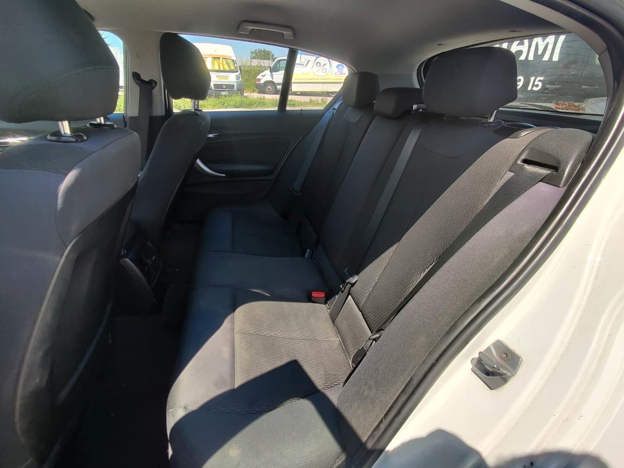 Bmw 114 114d 5p. Unique