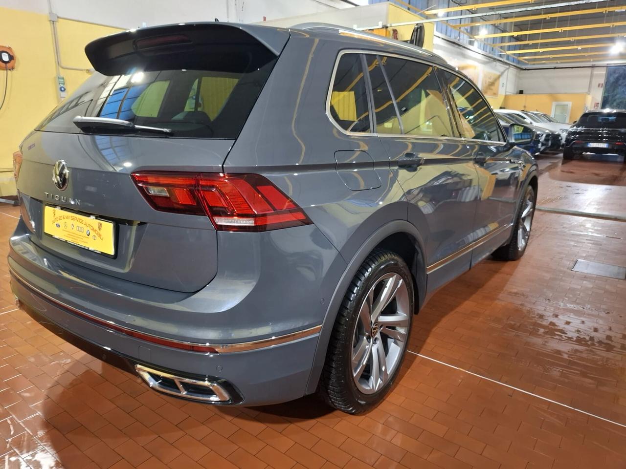 Volkswagen Tiguan 2.0 TDI 150 CV SCR DSG 4MOTION R-Line full optional