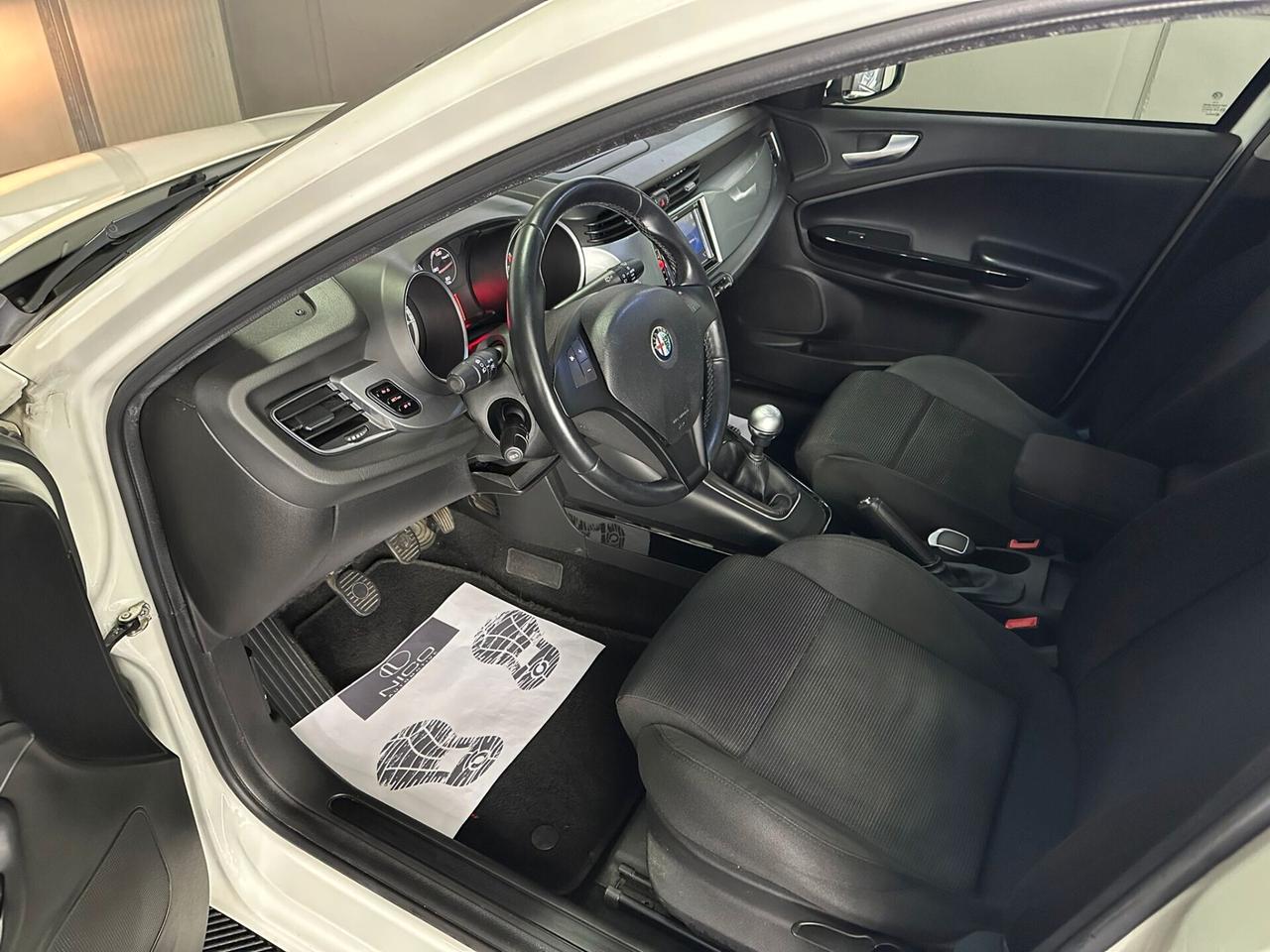 Alfa Romeo Giulietta 1.6 JTDm-2 105 CV Distinctive