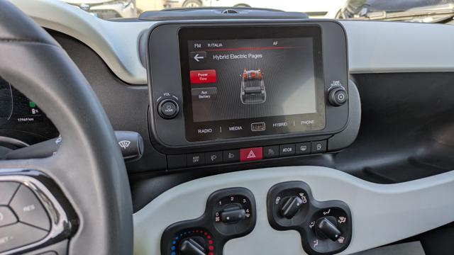 FIAT Panda Pandina Hybrid 1.0cc 70cv ANDROID/IOS CRUISE CLIMA