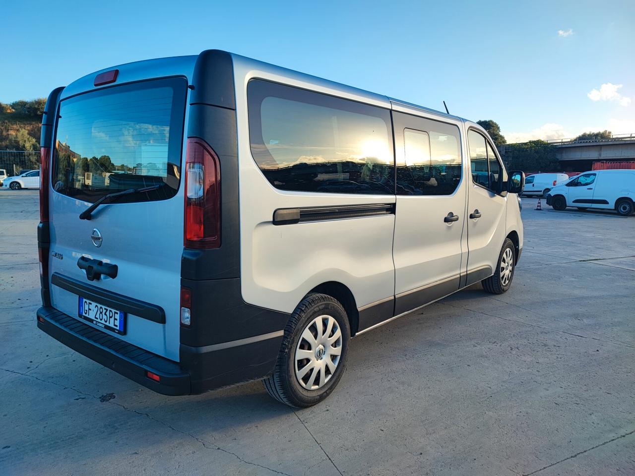 Nissan NV300 2.0 dCi 150CV PL-TN Bus