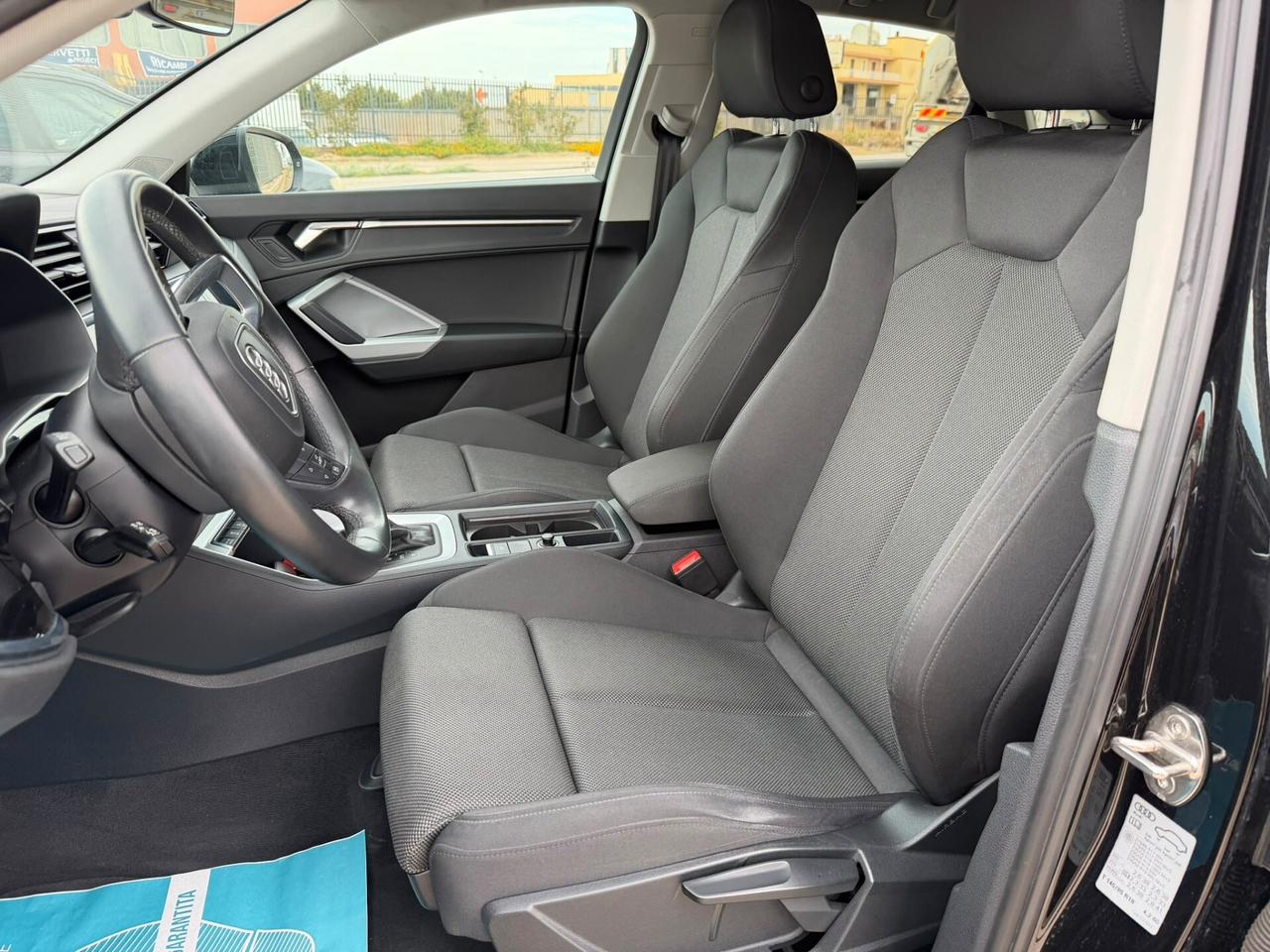 Audi Q3 SPB 35 TDI S tronic Identity Black