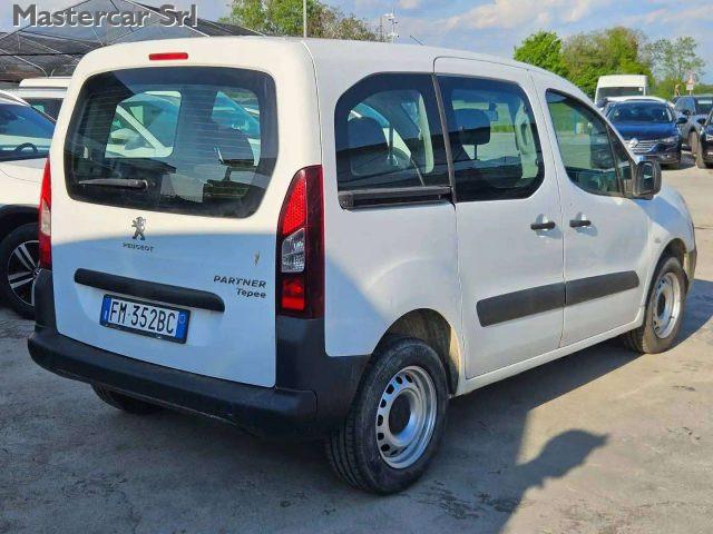PEUGEOT Partner Tepee 1.6 BLUEHDI 75CV 5 posti N1 E6 - FM352BC