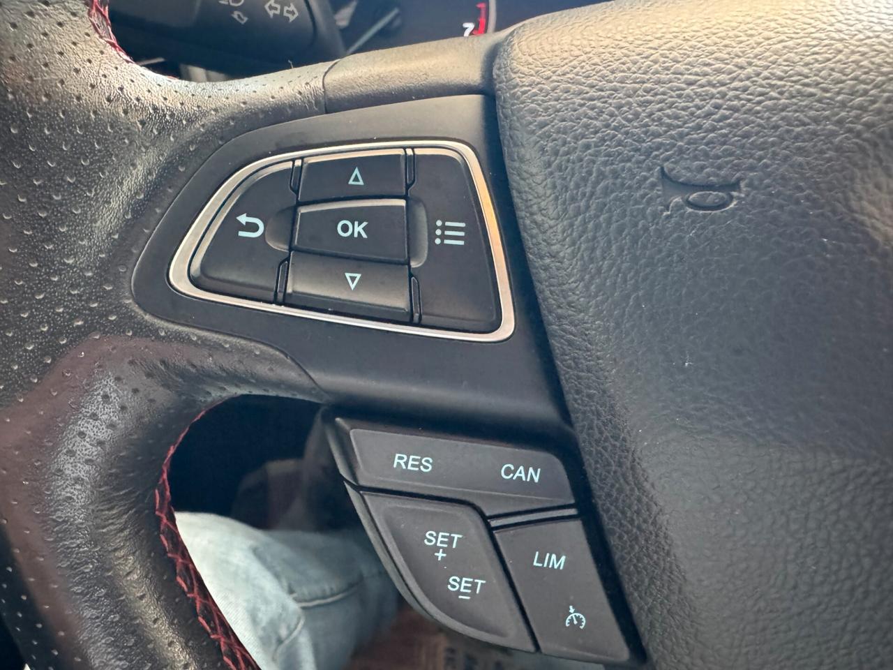 Ford EcoSport 100 CV ST-Line