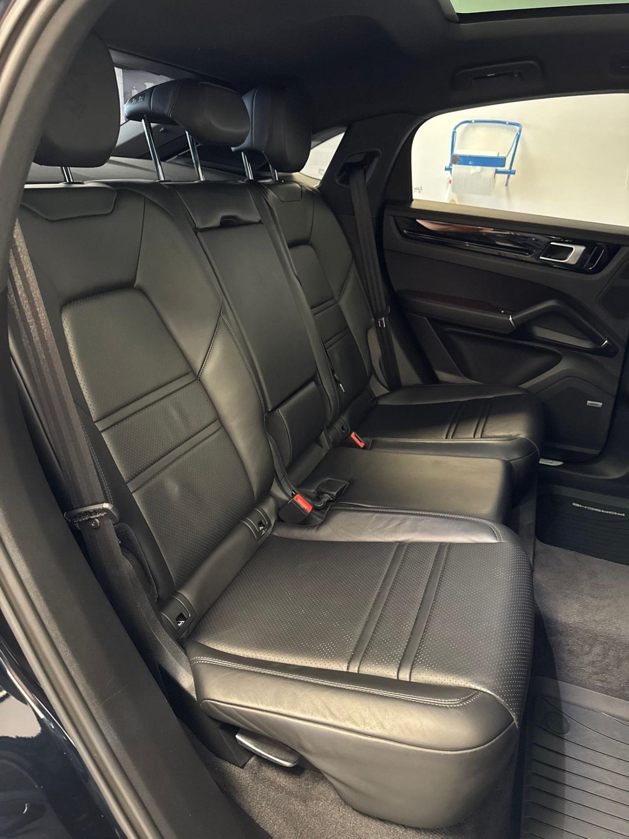 Porsche Cayenne Coupé 3.0 V6 E-Hybrid