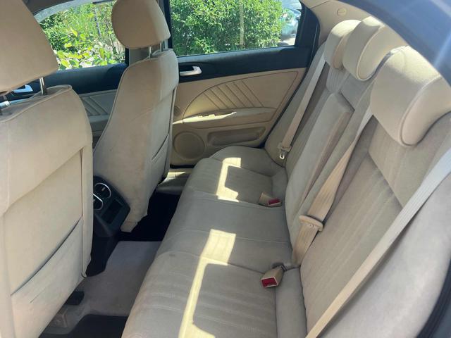 ALFA ROMEO 159 144,272km 1.9 JTDm 150CV Distinctive Q-Tronic
