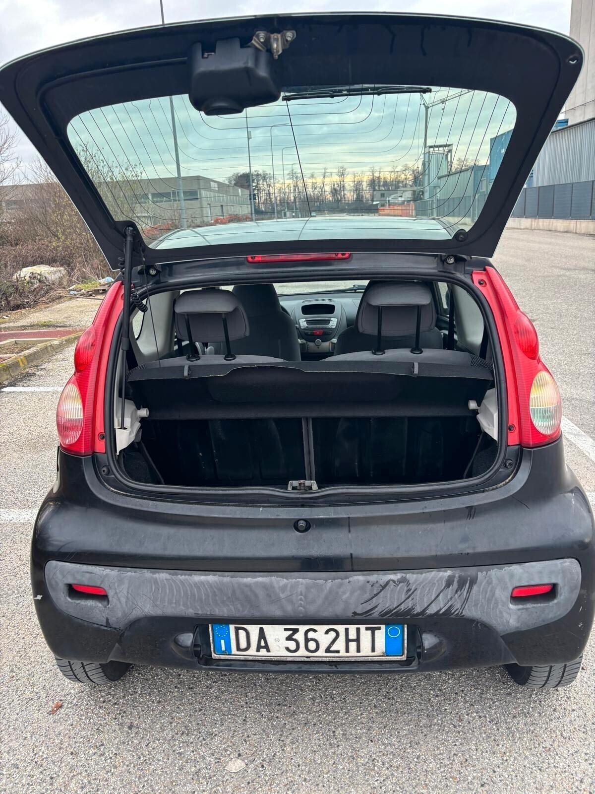 Peugeot 107 1.0 68CV 3p. Plaisir 2Tronic AUTOMATICA, NO CLIMA