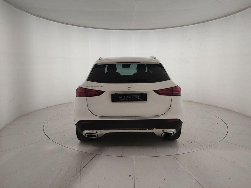 Mercedes-Benz GLA 200 d Progressive Advanced auto