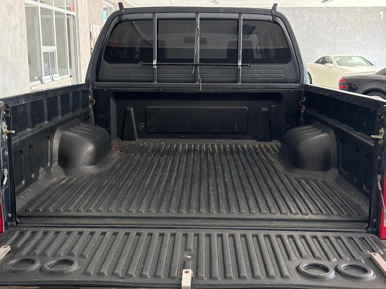 Toyota Hilux Extra Cab Hilux 2.5 extra cab SR 140cv my11