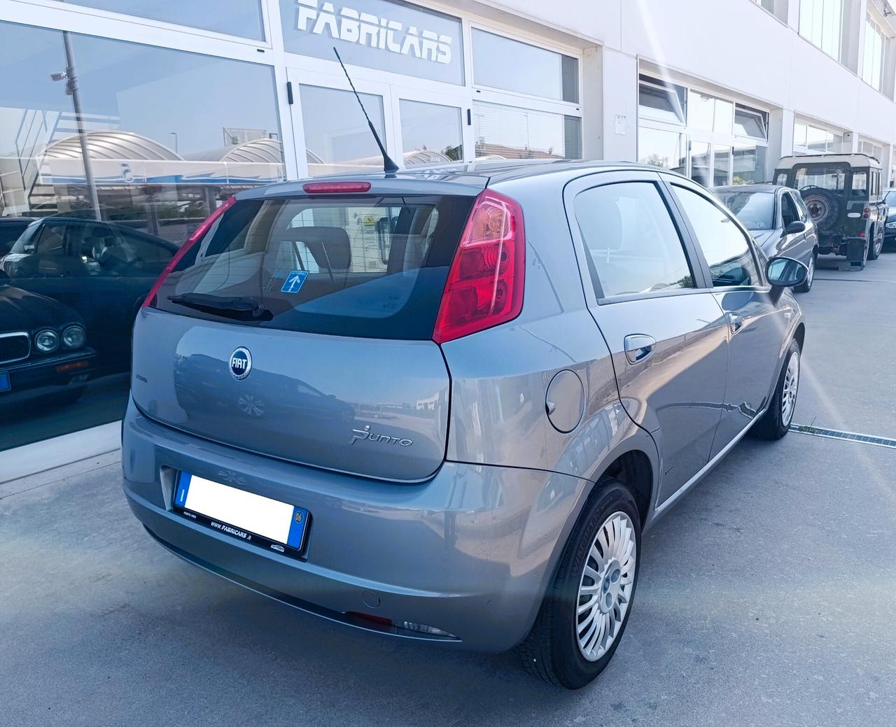 Fiat Grande Punto 1.4 5 porte Dynamic - Uniproprietario - Ok Neopatentati