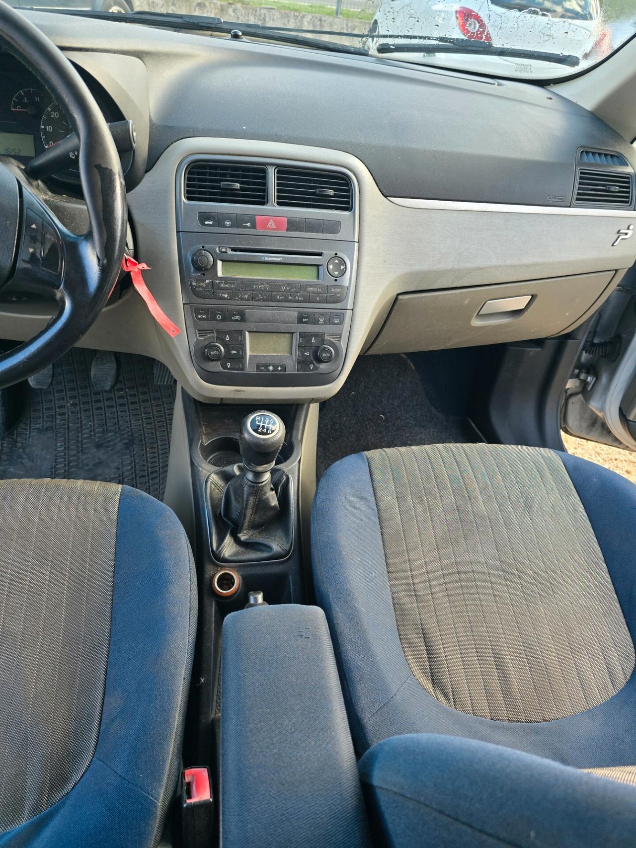 Fiat Grande Punto 1.3 MJT 75 CV 5 porte GANCIO TRAINO