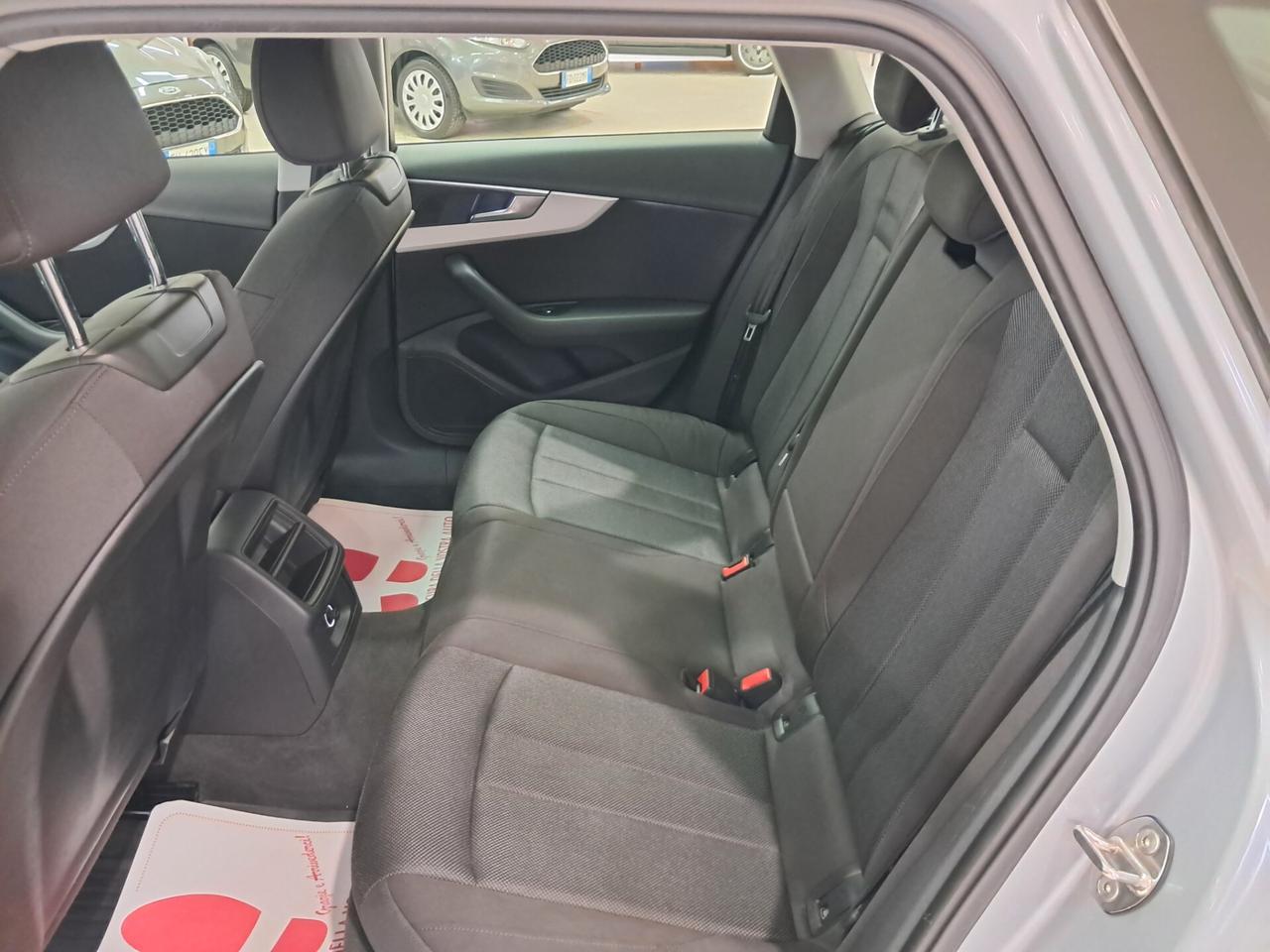 Audi A4 Avant 2.0 TDI 150 CV ultra Business Sport