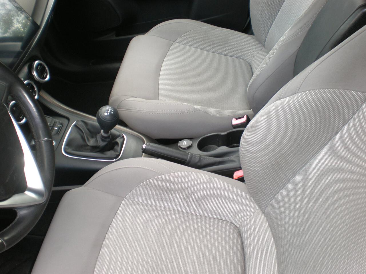 Alfa Giulietta 1.6 td restyling, full, sportiva