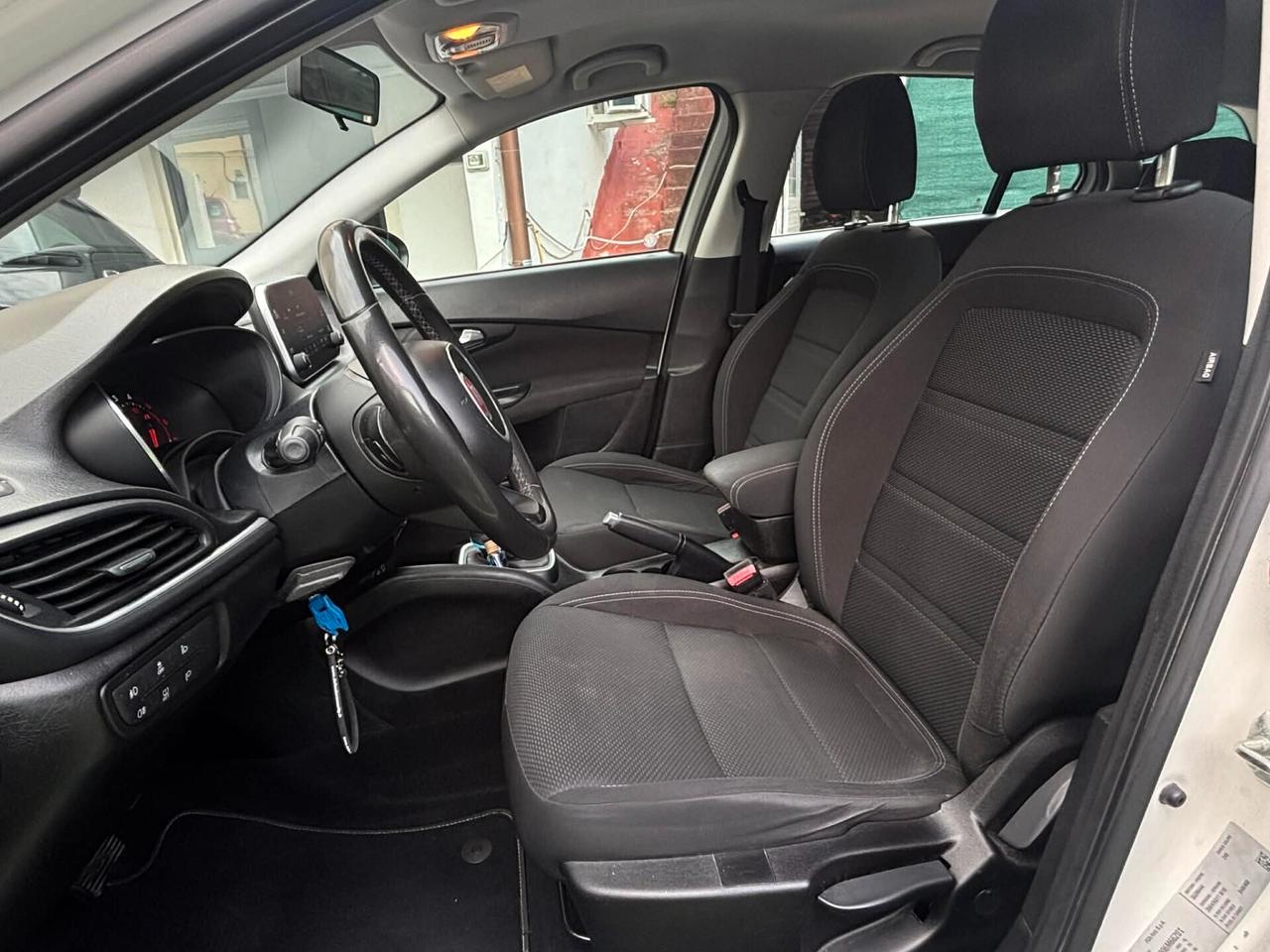 Fiat Tipo 1.6 Mjt S&S SW Lounge