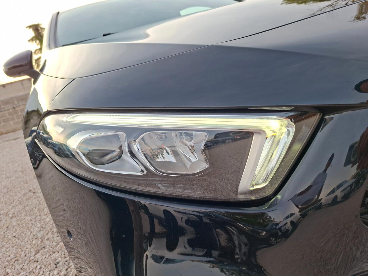 Mercedes A 180 d 2.0 116cv *LED-CRUISE-RADAR*