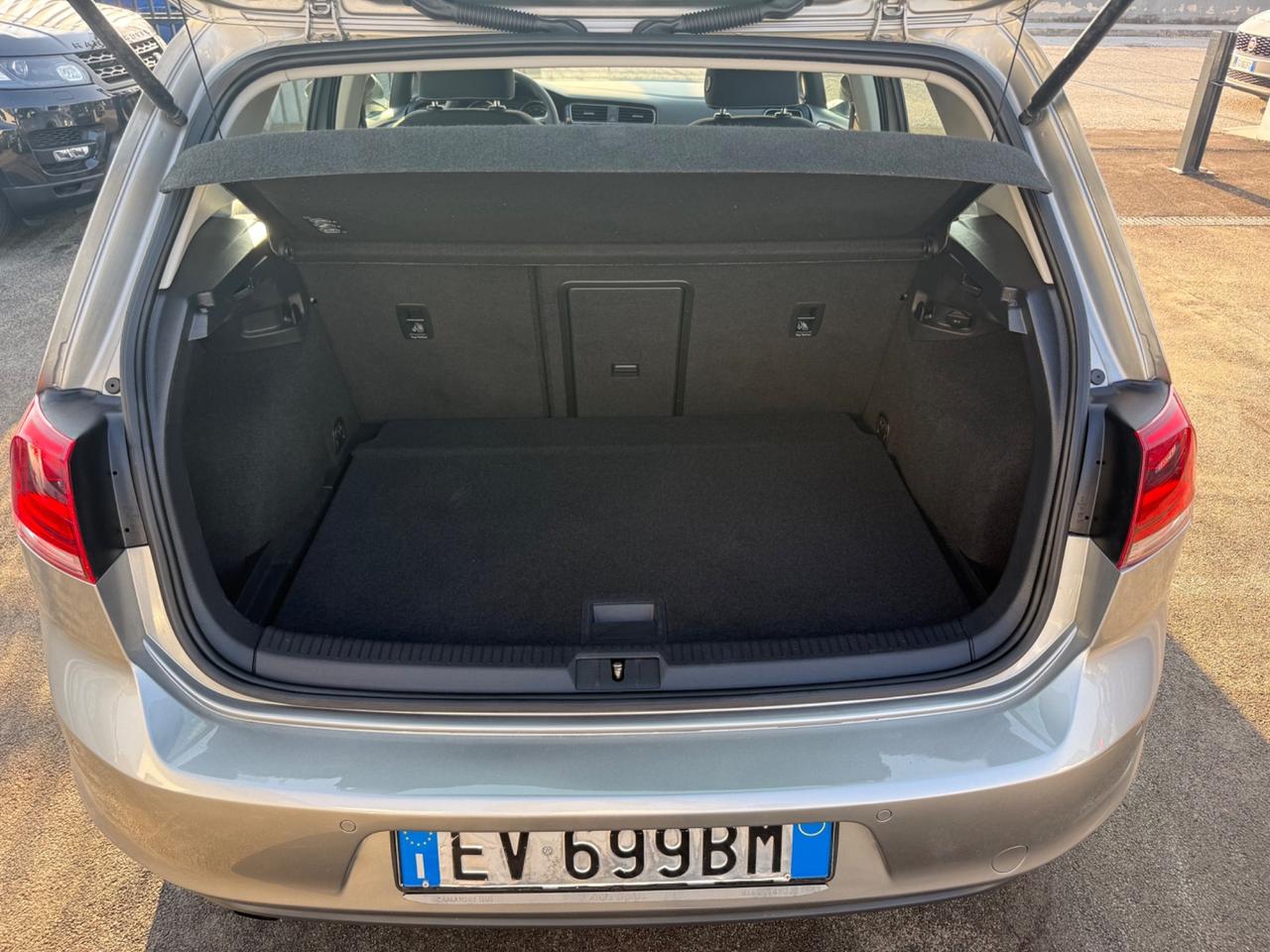 Volkswagen Golf 1.6 TDI 5p. Highline