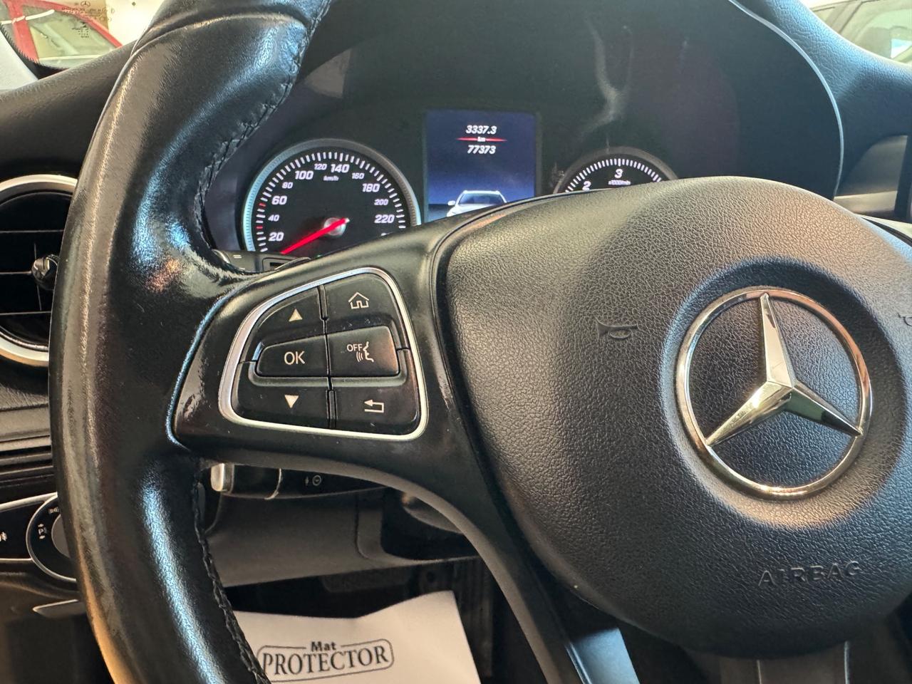 Mercedes-benz C 220 - SPORT - SOLO 76.000 KM
