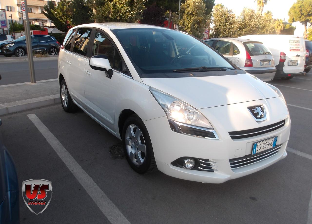 PEUGEOT 5008 1.6 DIESEL-GARANZIA FULL