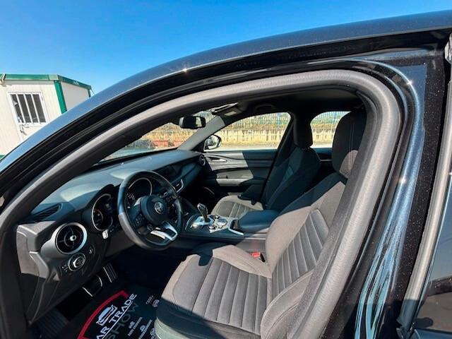 Alfa Romeo Stelvio 2.2 Turbodiesel 160 CV AT8 RWD Super Business