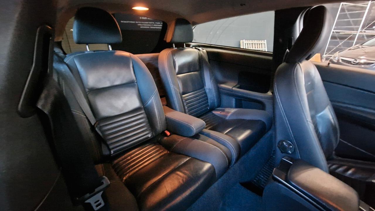 Volvo C30 D4 R-Design